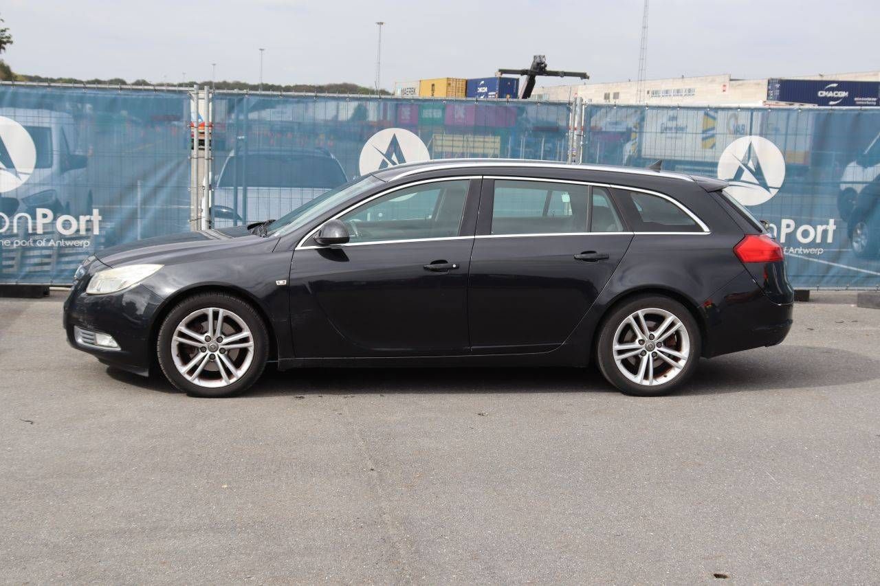 Opel Insignia Diesel Station Wagon 110hp 2011 (Margin)