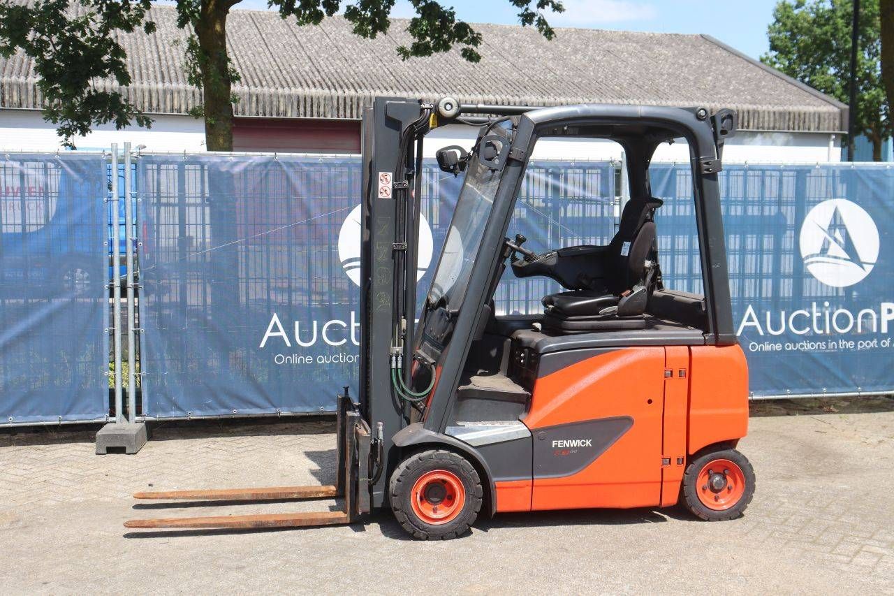 Carrello elevatore Fenwick-Linde E18PH-02 elettrico, portata 1800 kg, anno di produzione 2018.