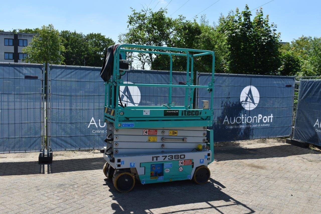 Scissor lift Iteco IT 7380 Electric