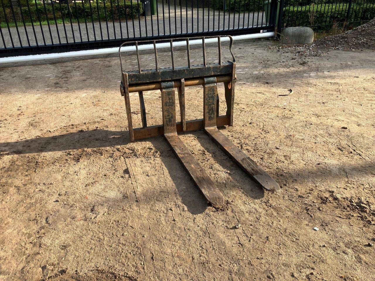 Fork carriage Manitou TFF45MT 2010
