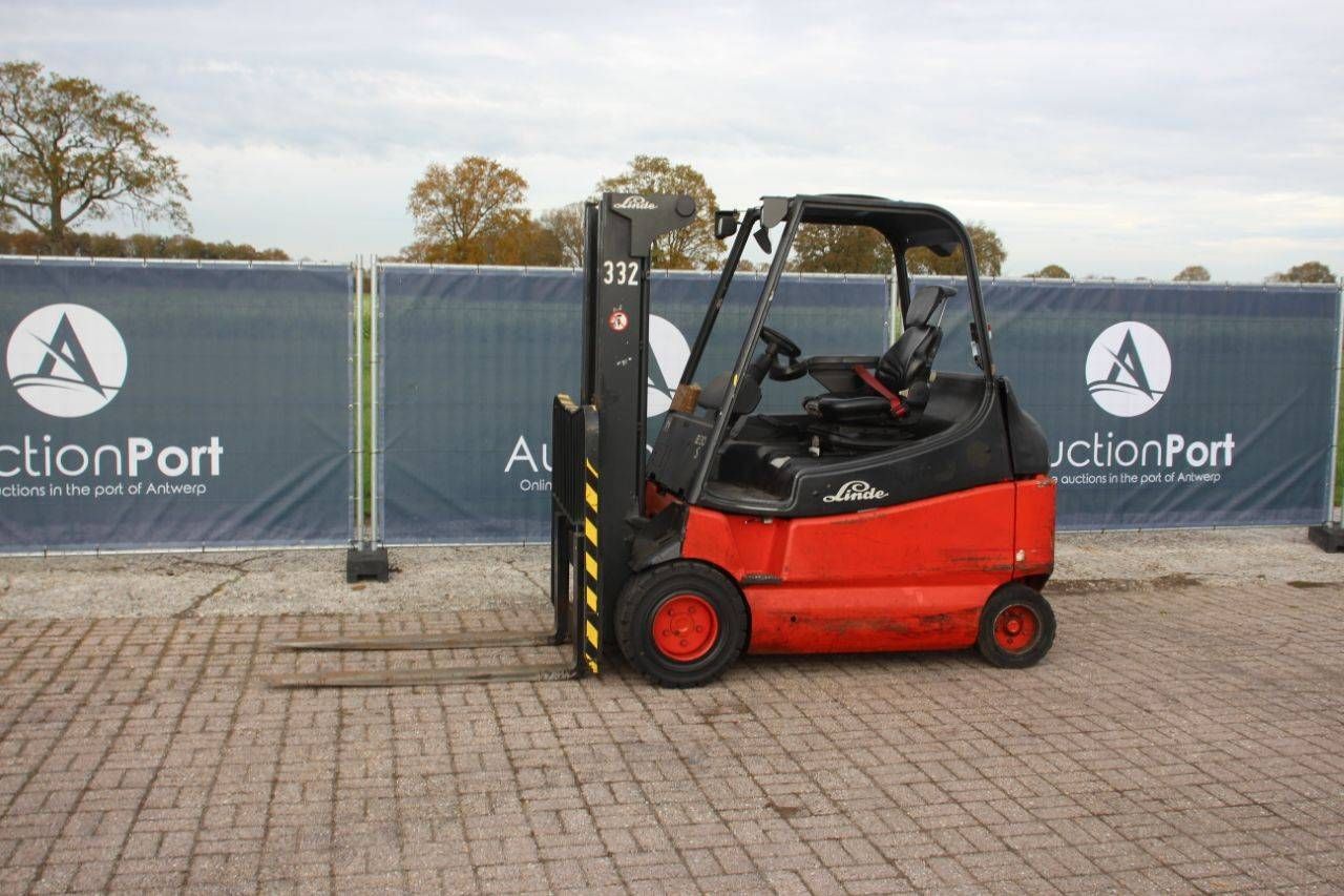 Forklift Linde E30/03/600 Electric 3000kg 2005