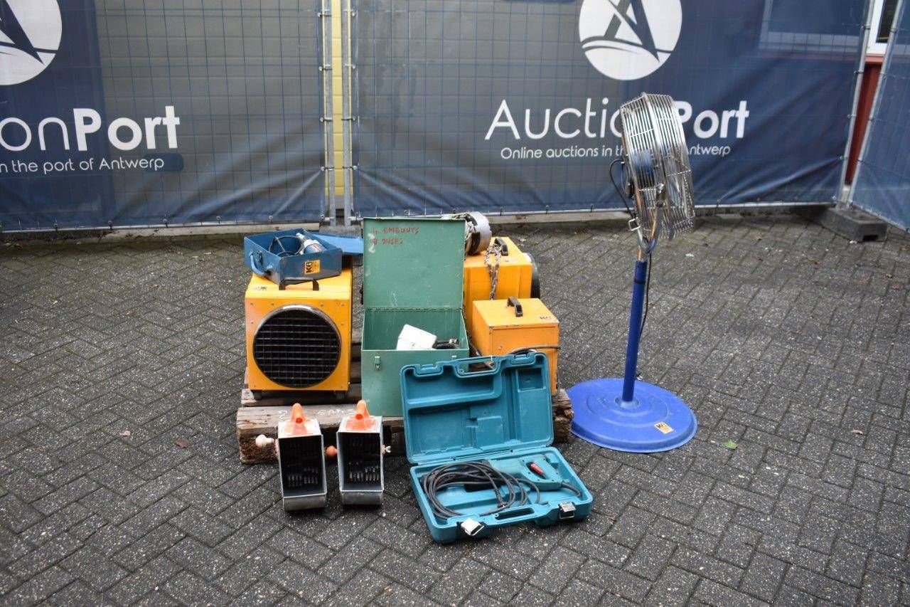 Pallet rental equipment  
