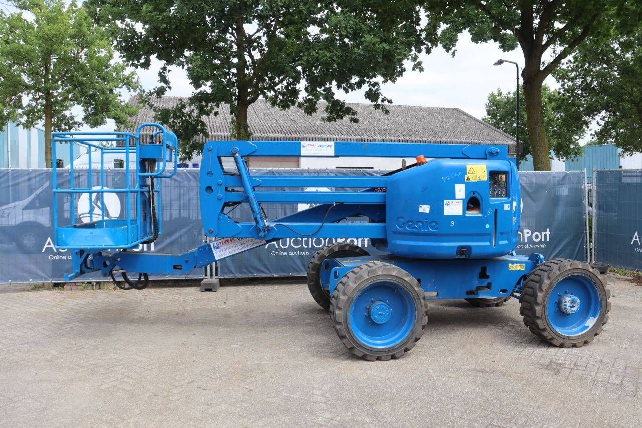 Piattaforma aerea articolata Genie Z-45/25 Diesel 227 kg 15,9 m 2006
