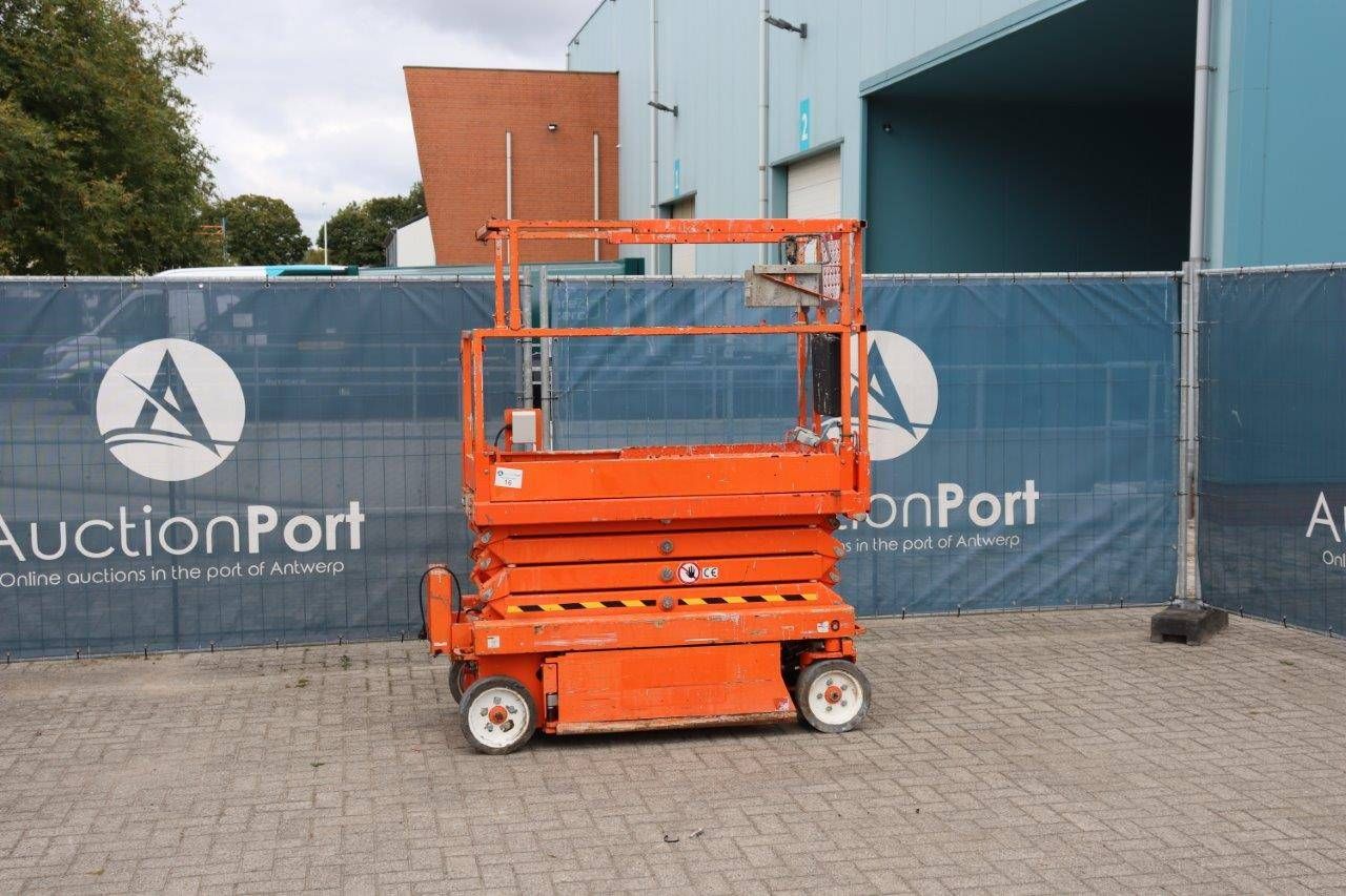 Scissor lift Skyjack SJ III 3219 Electric 227kg 7.8m