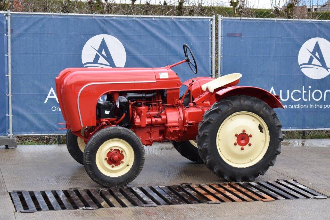 Tractor Porsche Algaier AP22 Diesel (margin)
