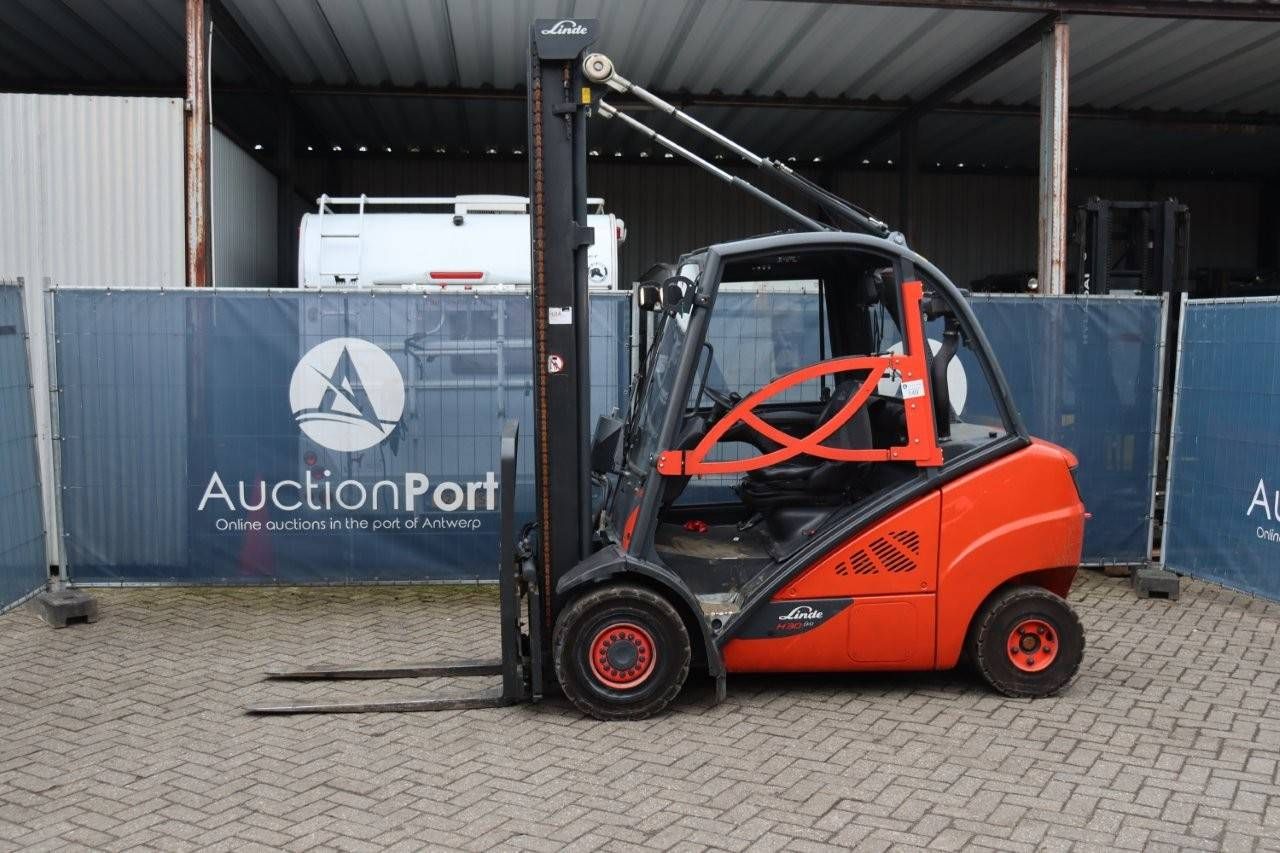 Forklift Linde H30D-02 Diesel 3000kg 4.8m 2014
