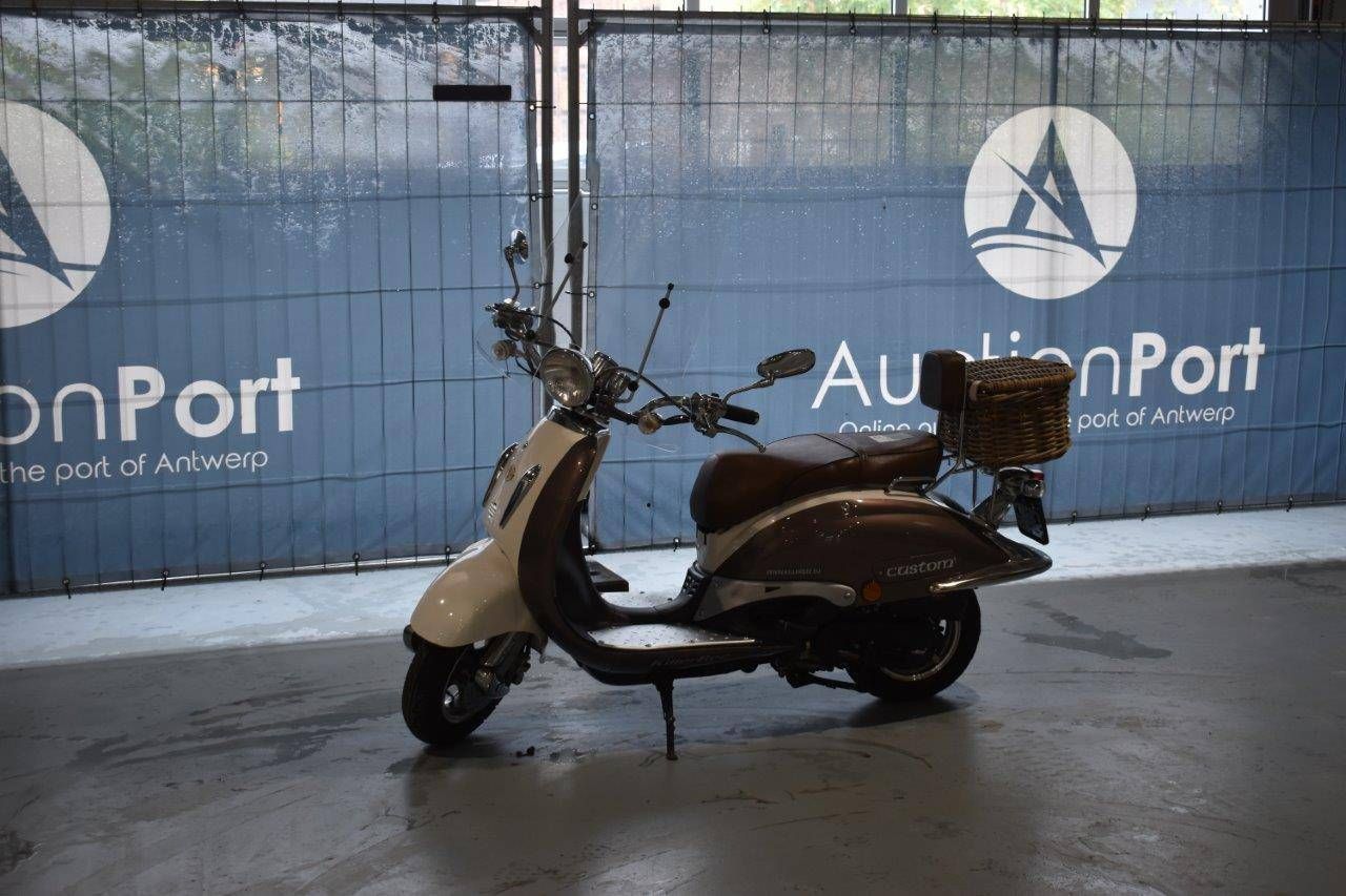 Scooter Killerbee Custom Gasoline