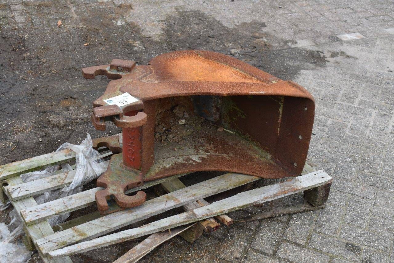 Digger bucket