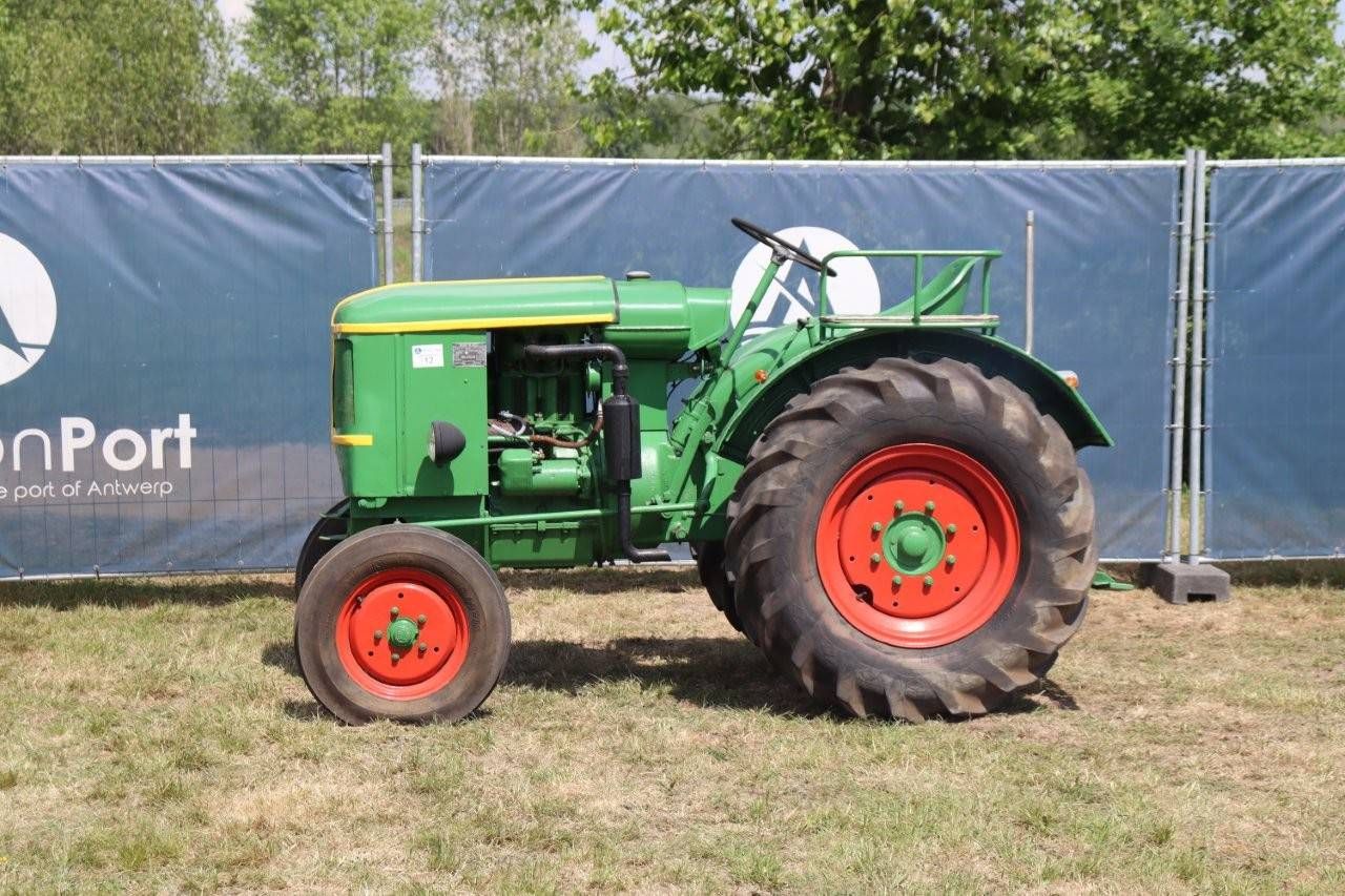 Tractor Deutz-Fhar F2L514 Diesel 1952 (Margin)