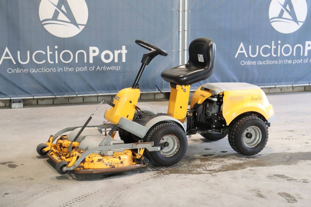 Stiga Park Compact Petrol Riding Mower 2012