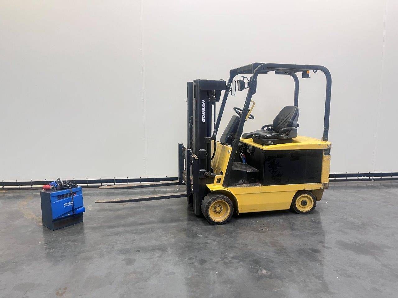 Chariot élévateur Doosan BC30S-2 Électrique 3000kg