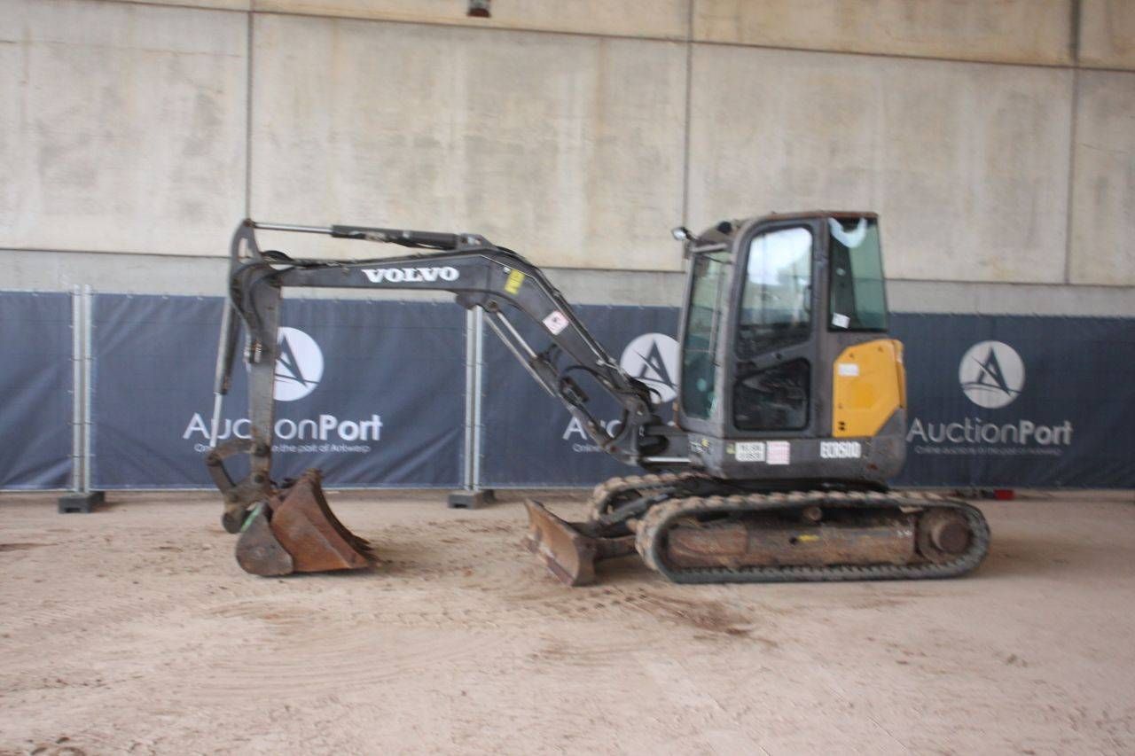 Escavatore cingolato Volvo ECR50D Diesel 31,2 kW 2016