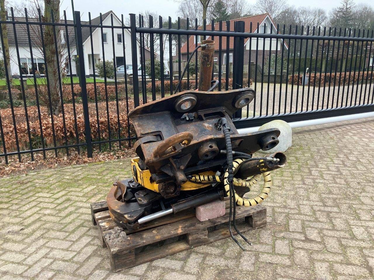 Engcon tiltrotator