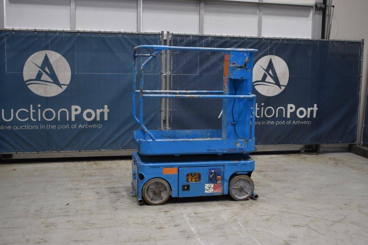 Mast lift Upright TM12 Electric 5.83m