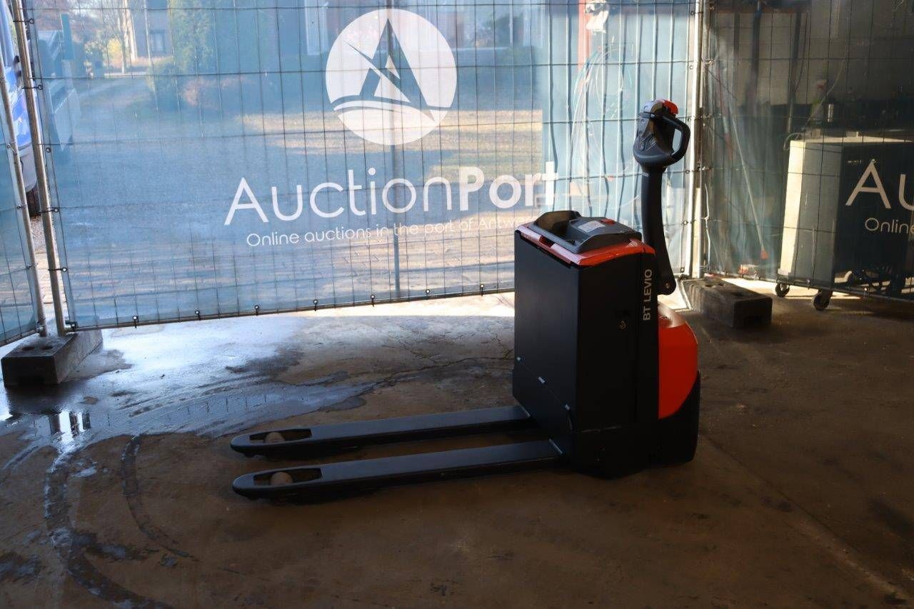 Pallet truck Toyota LWE160 Electric 1600kg 2019