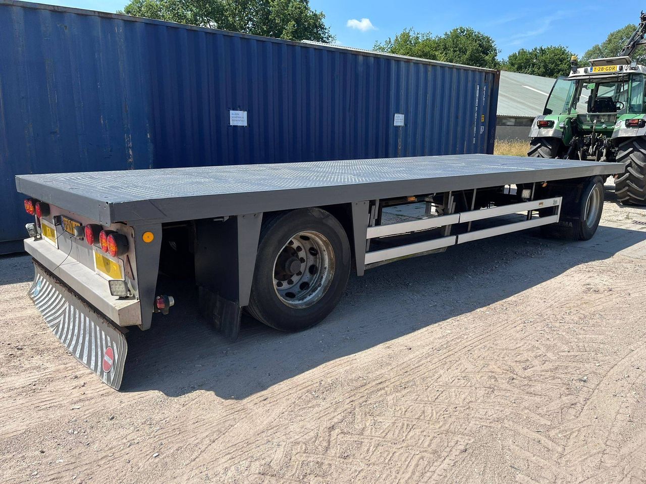 Flatbed Semi-Trailer Cuppers 2002