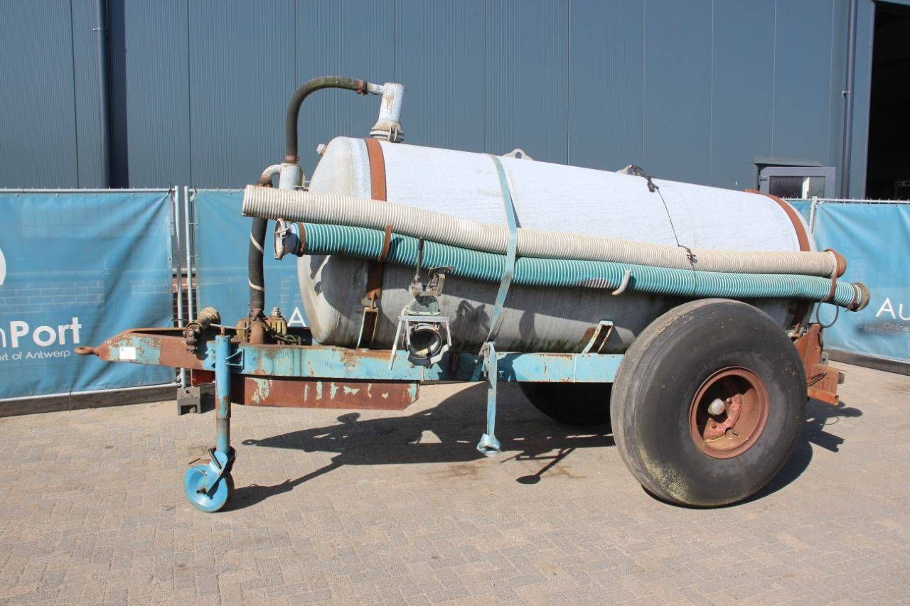 Manure spreader (Margin)