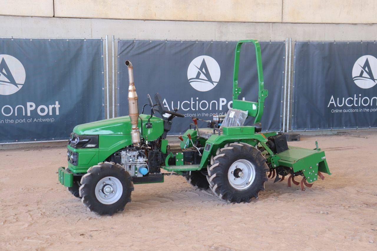 Mini trattore diesel 14,7 kW 2024 con coltivatore