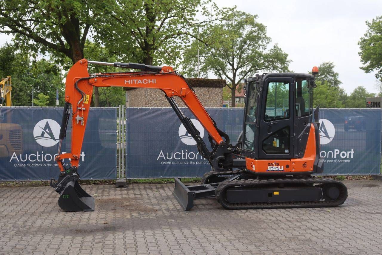 Escavatore cingolato Hitachi ZX55U-6 CLR Diesel 29,1 kW 2022