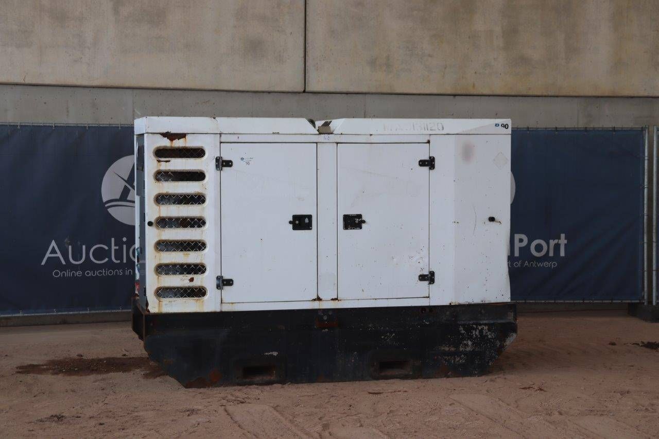 Generator SDMO R90 Diesel 