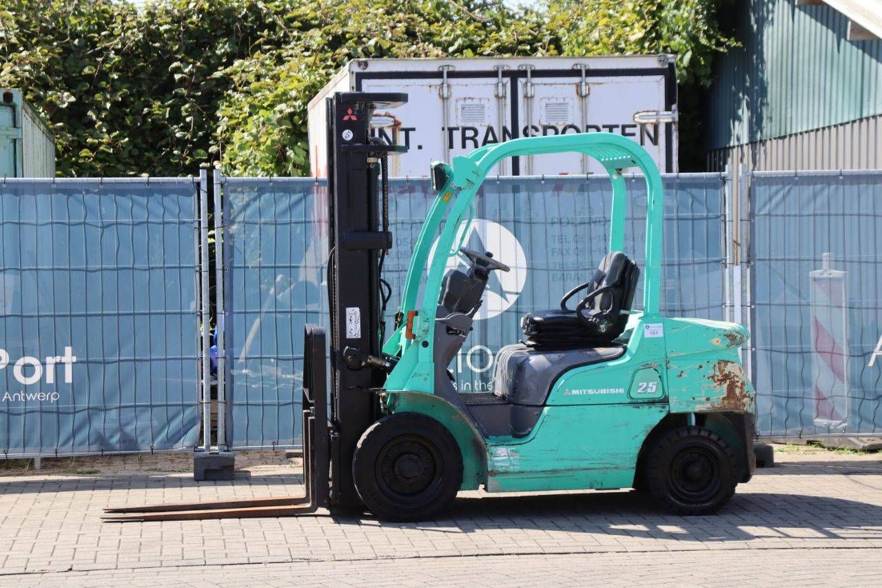 Forklift Mitsubishi FD25N Diesel 2500kg 5.5m