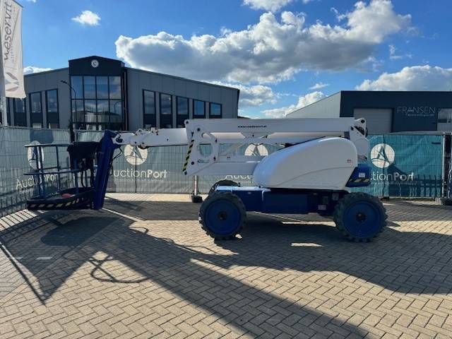 Articulating boom telescopic boom lift Nifty HR21D Diesel 225kg 20.8m 2010