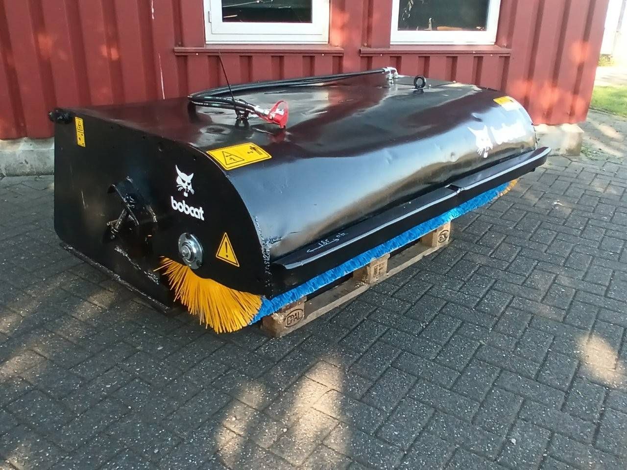 Sweeping brush Bobcat 72 Sweeper 2017