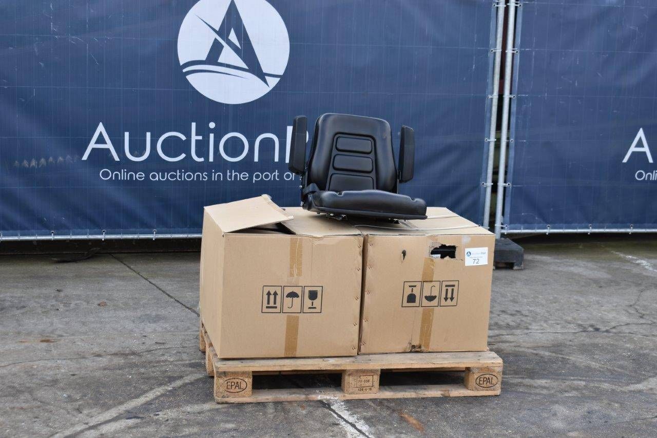 Set of forklift seats