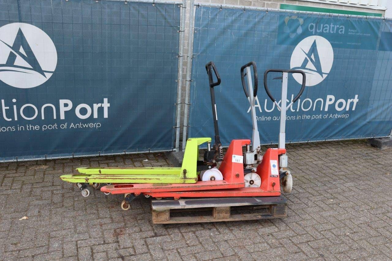 Lot of 3 pallet trucks