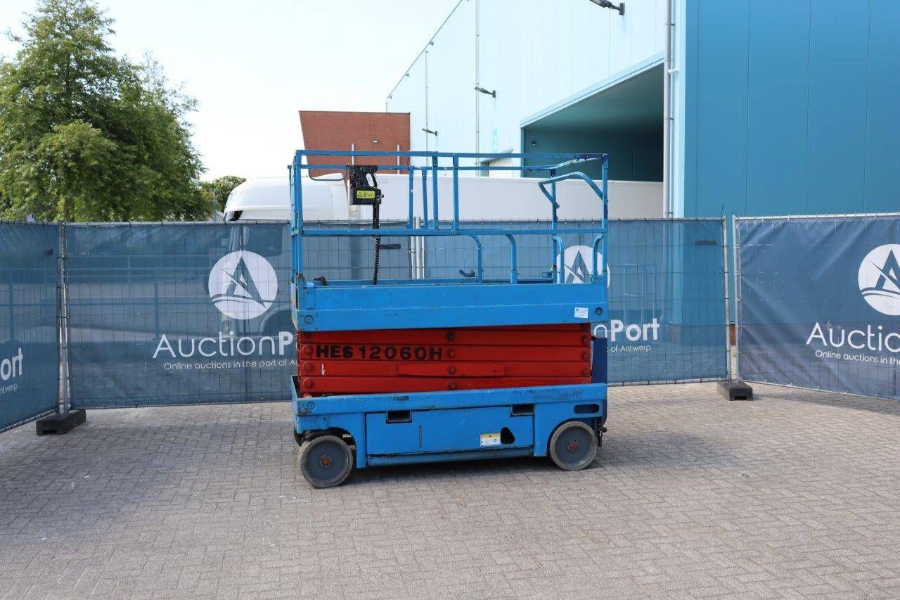 Schaarhoogwerker Haulotte Compact 12 Elektrisch 300kg 11.75m 2008