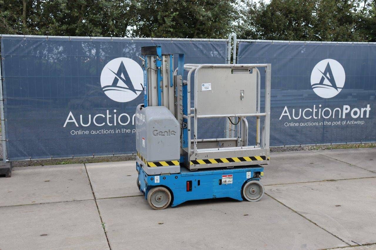 Mast lift Genie GR-15 Electric 159kg 6.47m 2005