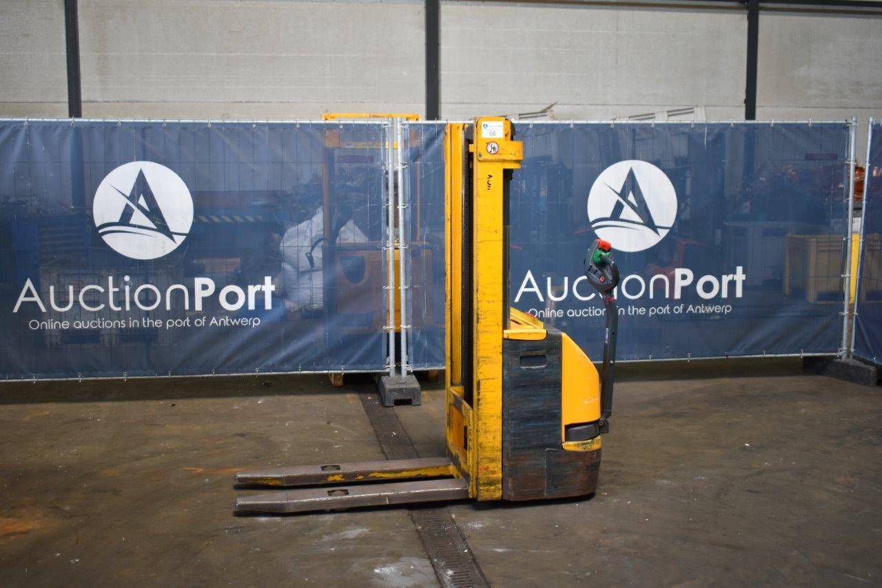 Stacker Jungheinrich EJC10 Electric 1000kg