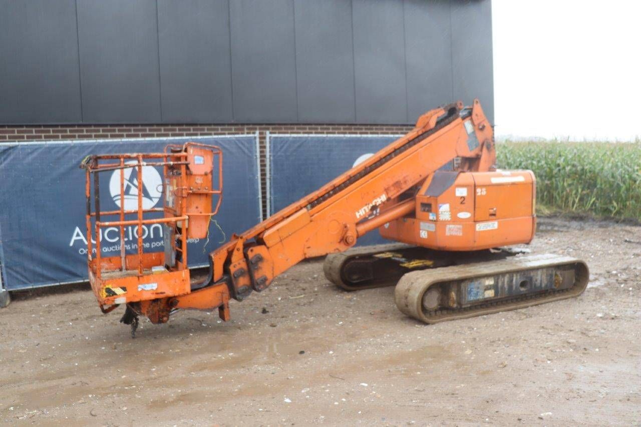 Telescopic boom lift Hitachi HX99B Diesel 200kg 11.7m 2000