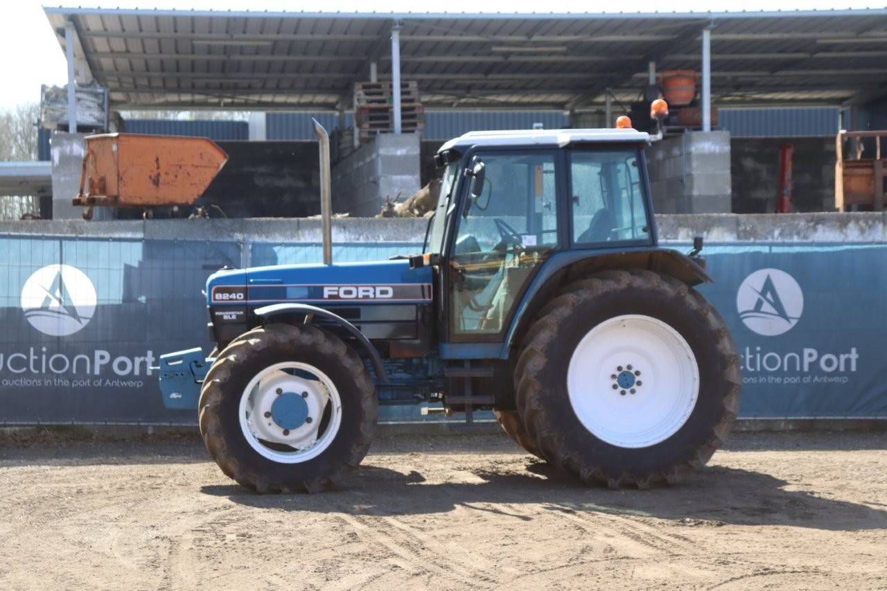 Tractor Ford 8240 Diesel