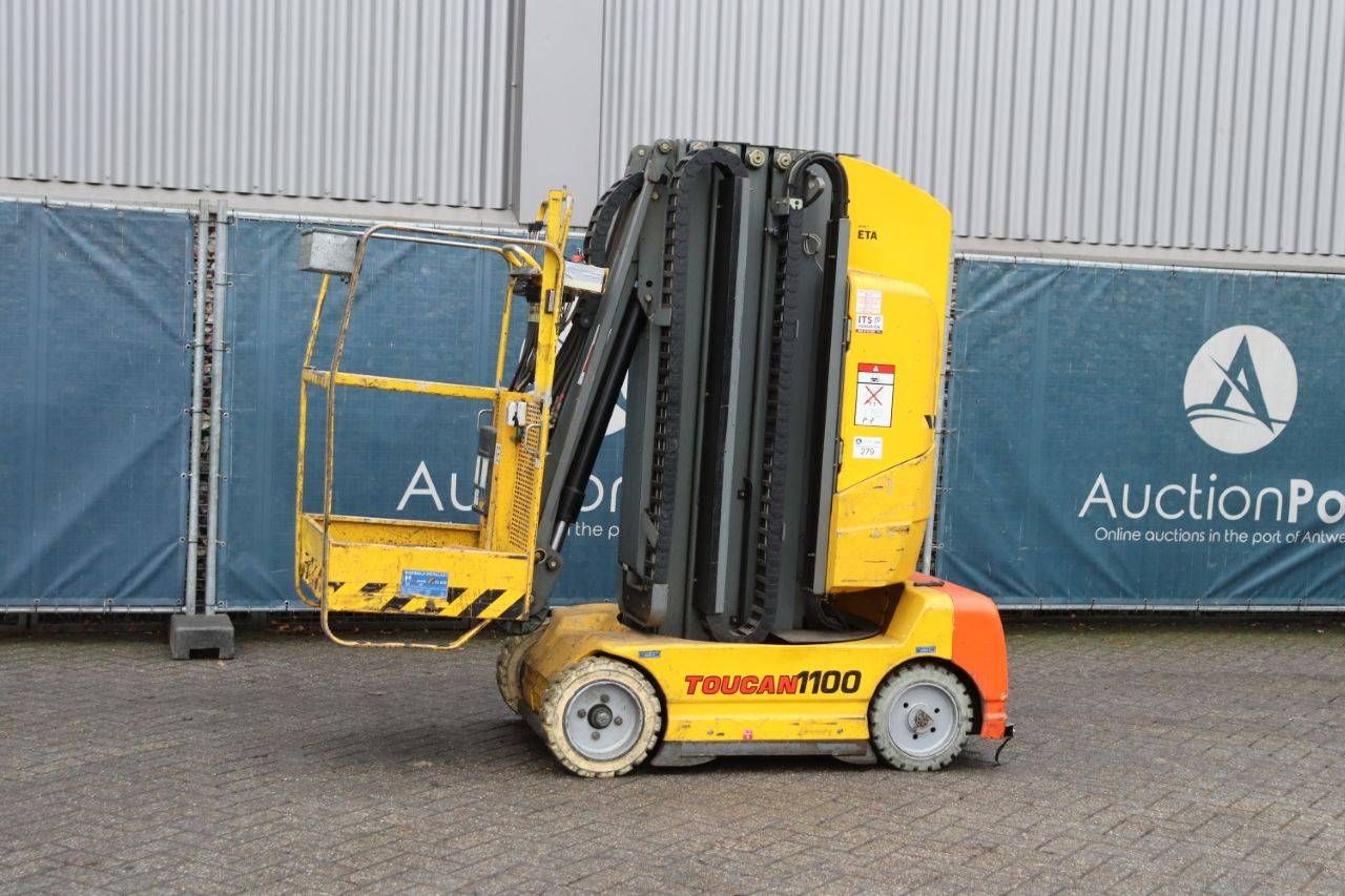 Grove Toucan 1100A Electric Mast Lift 11m 2001
