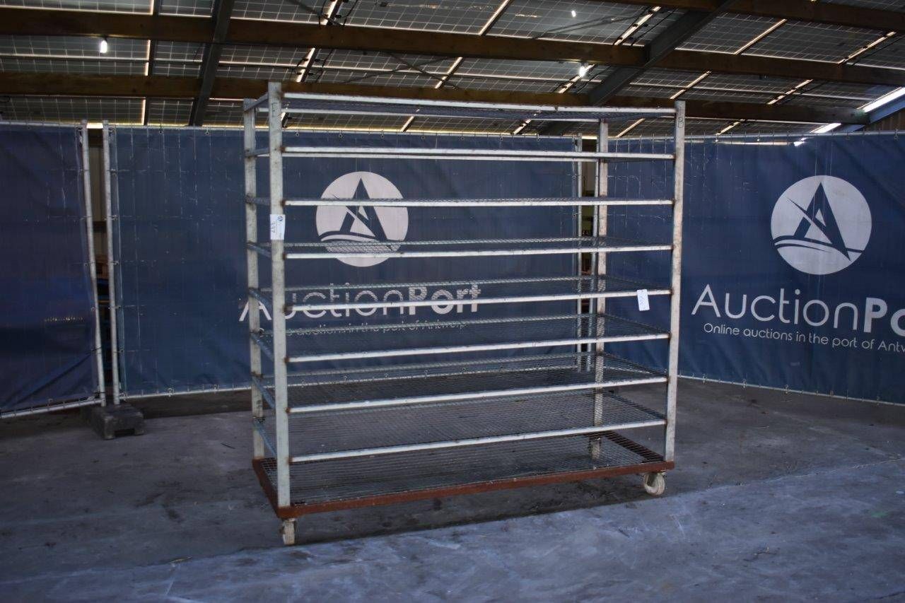 Metal Racks 7 Pieces