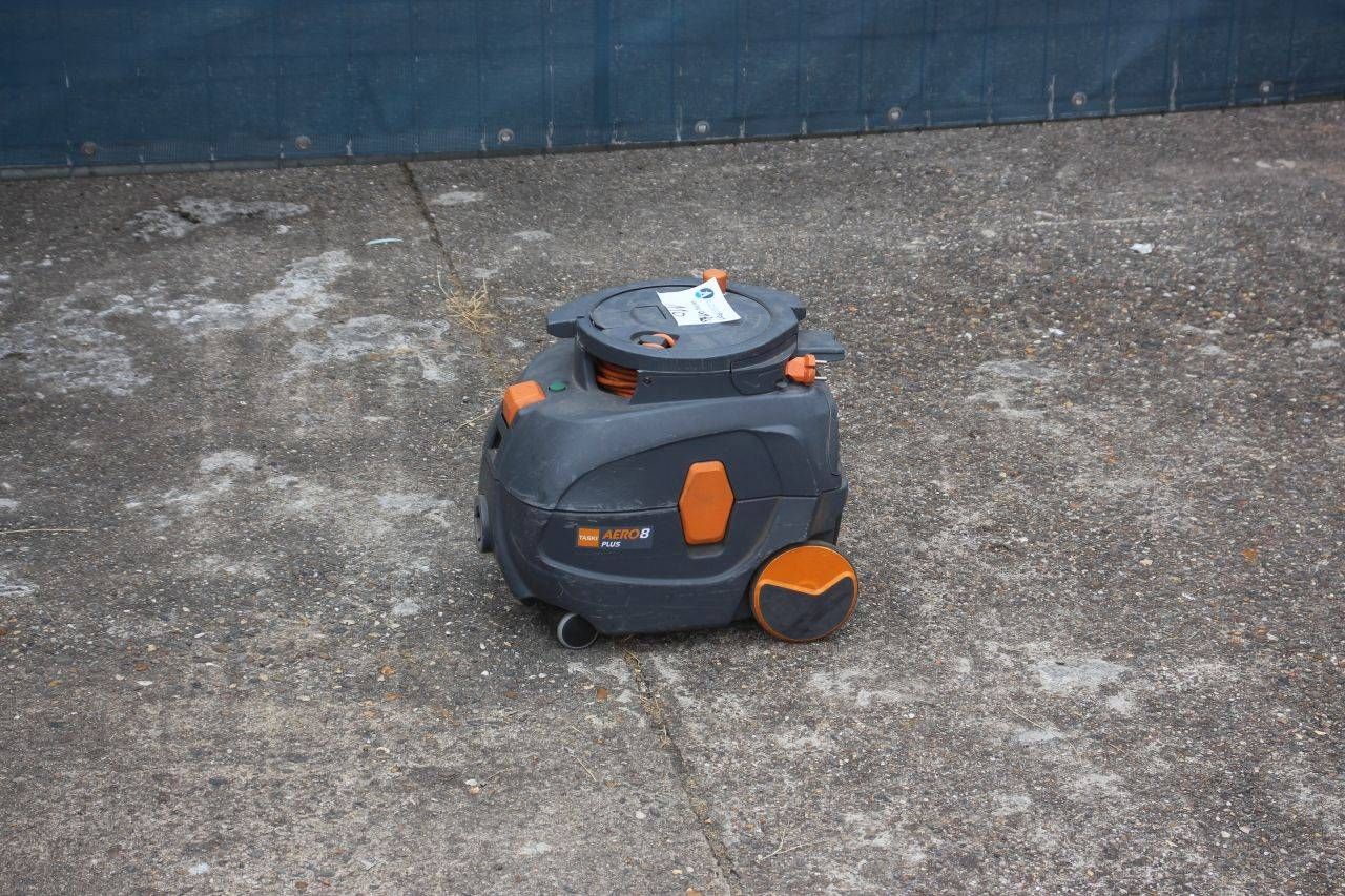 Taski Aero 8 Electric Vacuum Cleaner