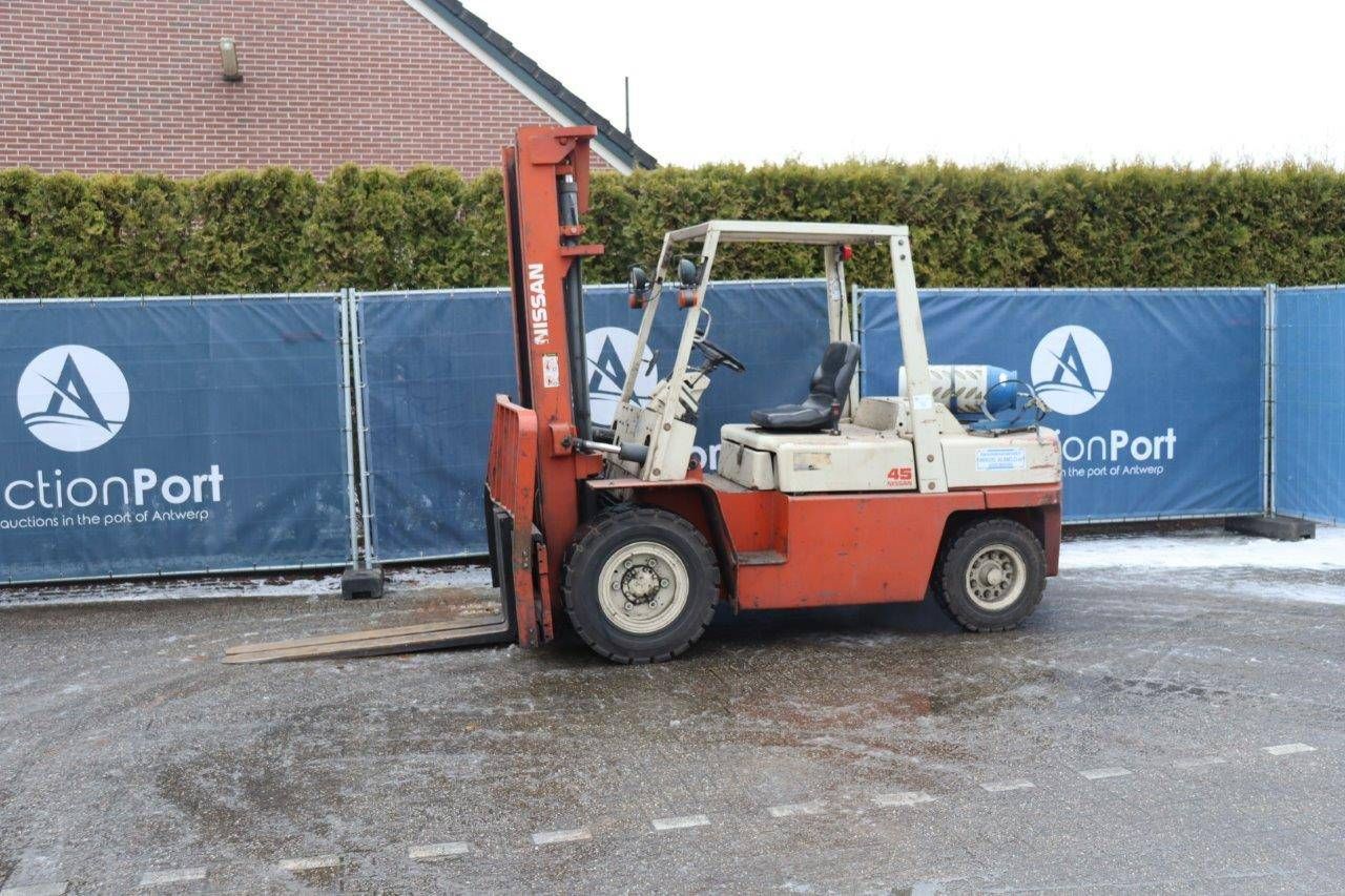 Chariot élévateur Nissan BGF03A-40U GPL 4500kg