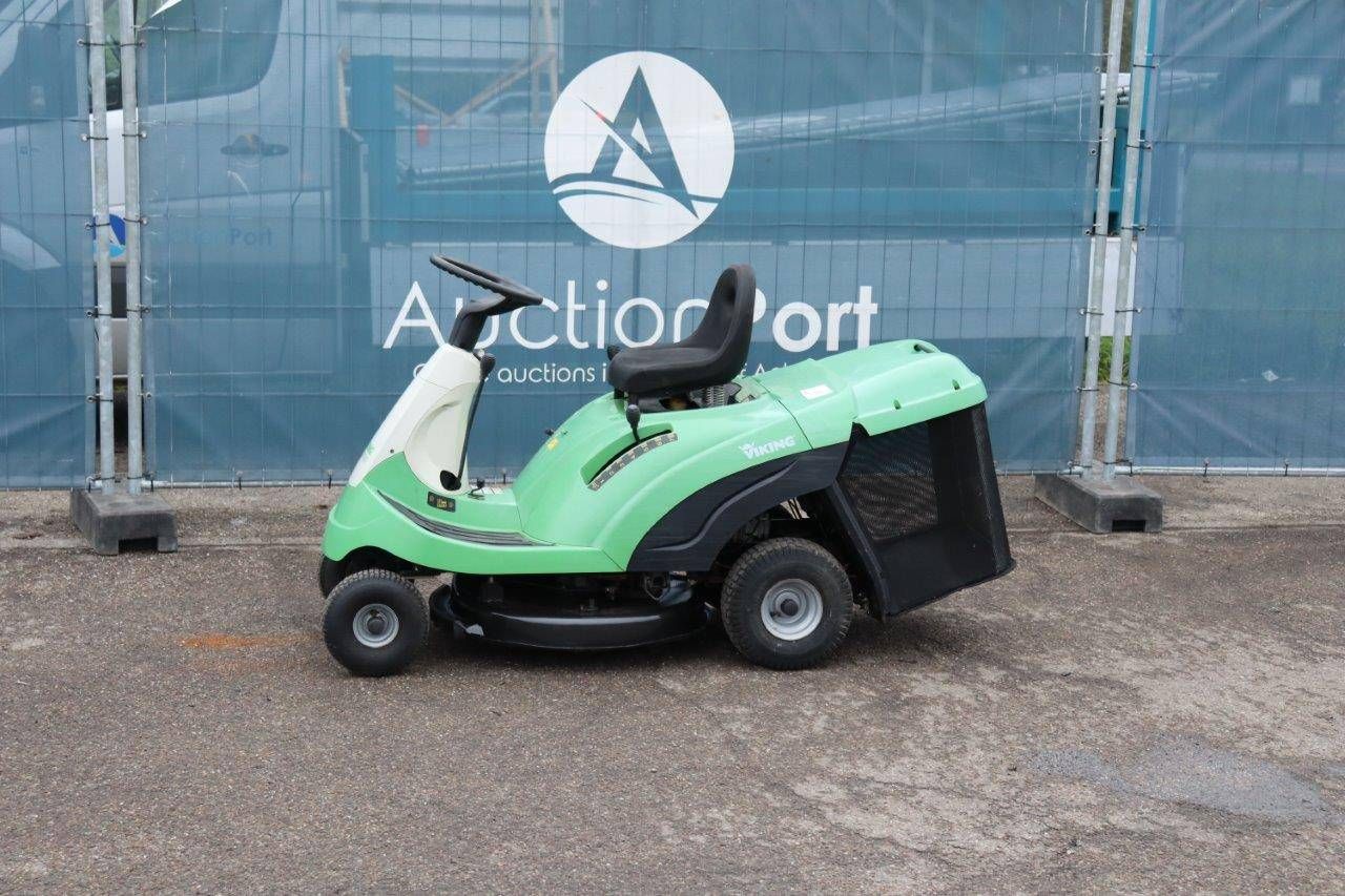 Viking MR 380 Petrol Riding Mower