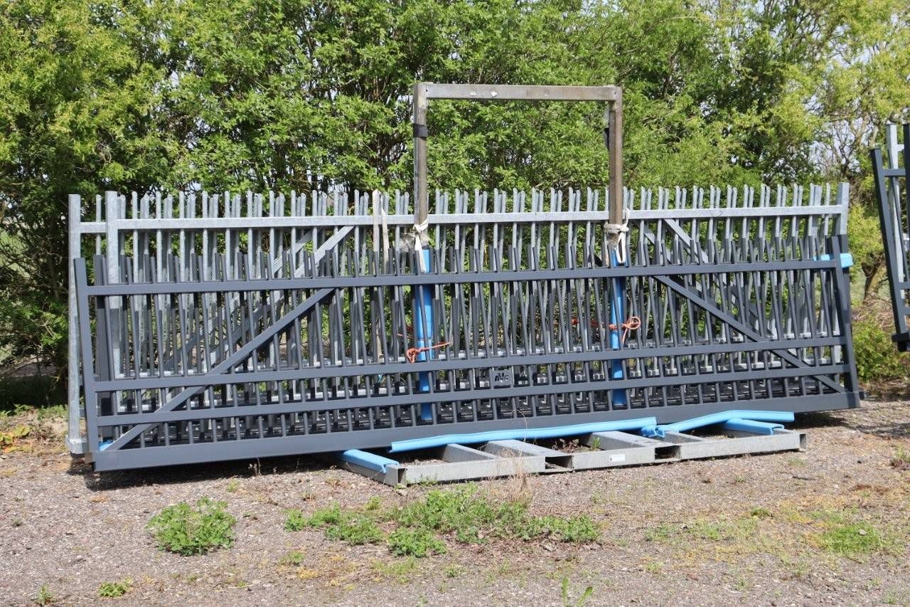 Cantilever Sliding Gate Demo