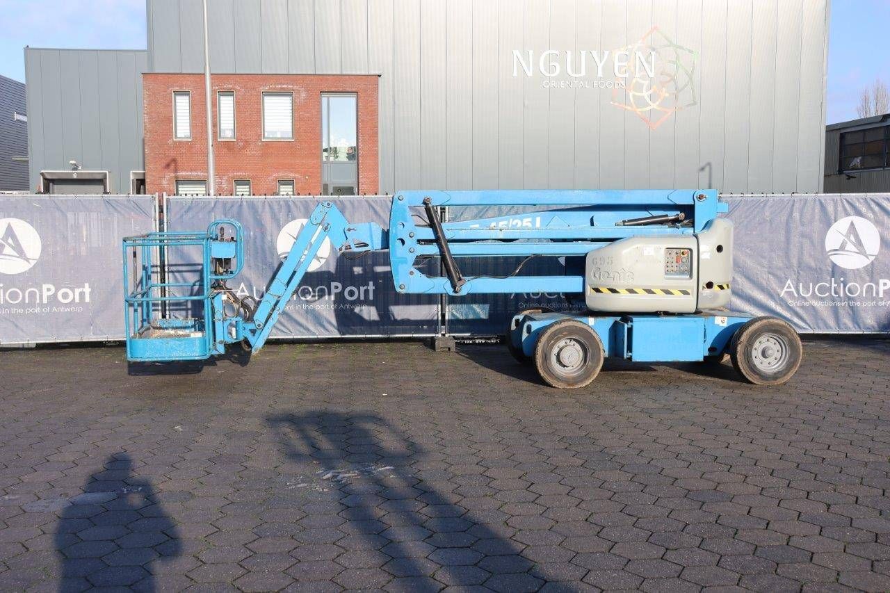 Articulated boom lift Genie Z-45/25J Electric 15.94m