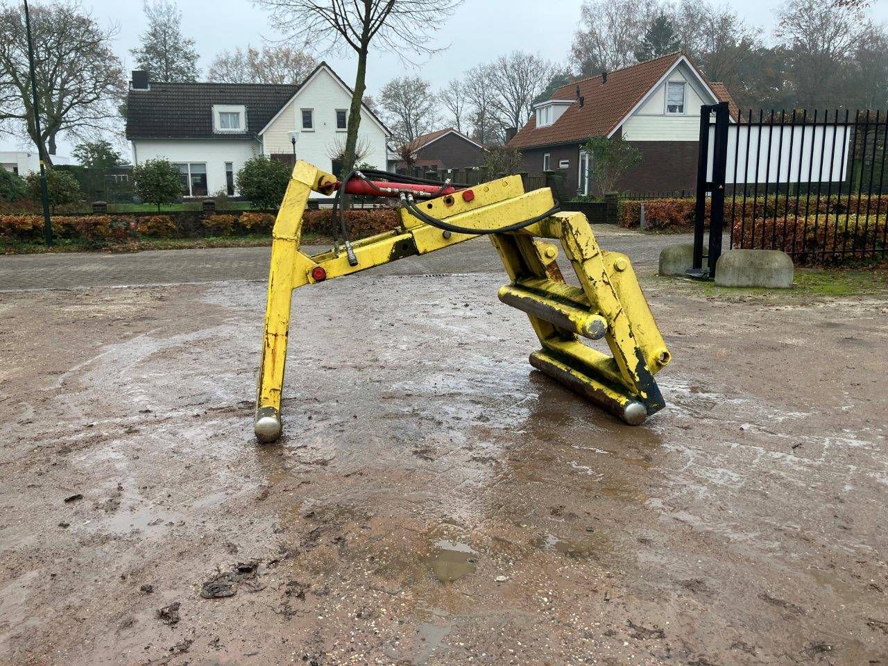 Bale clamp Terex TL80