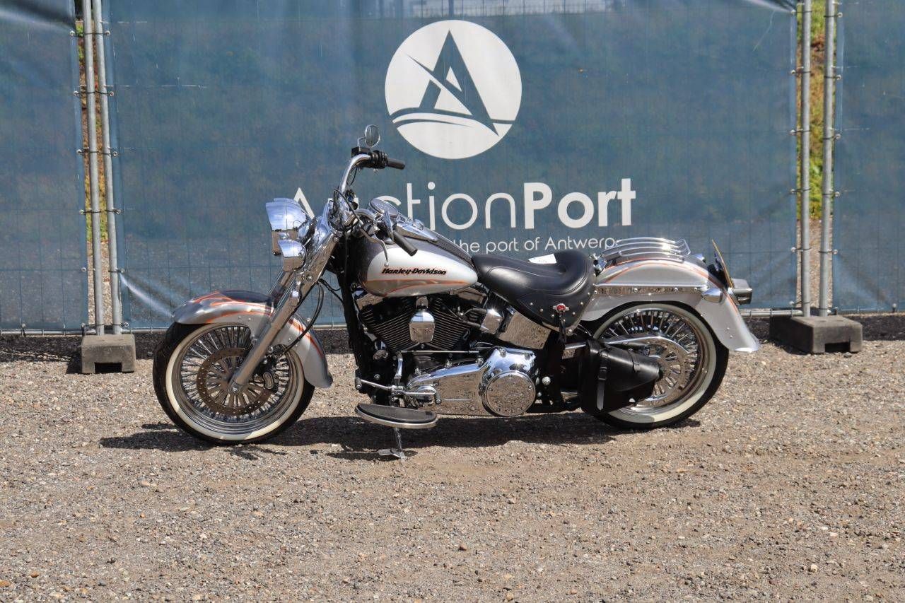 Harley-Davidson HERITAGE SOFTAIL CLASSIC Petrol 75hp 2016