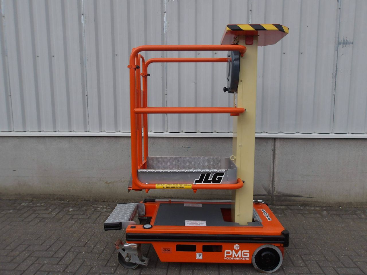 JLG Power Tower Ecolift Manual Mast Lift 4.2m 2019