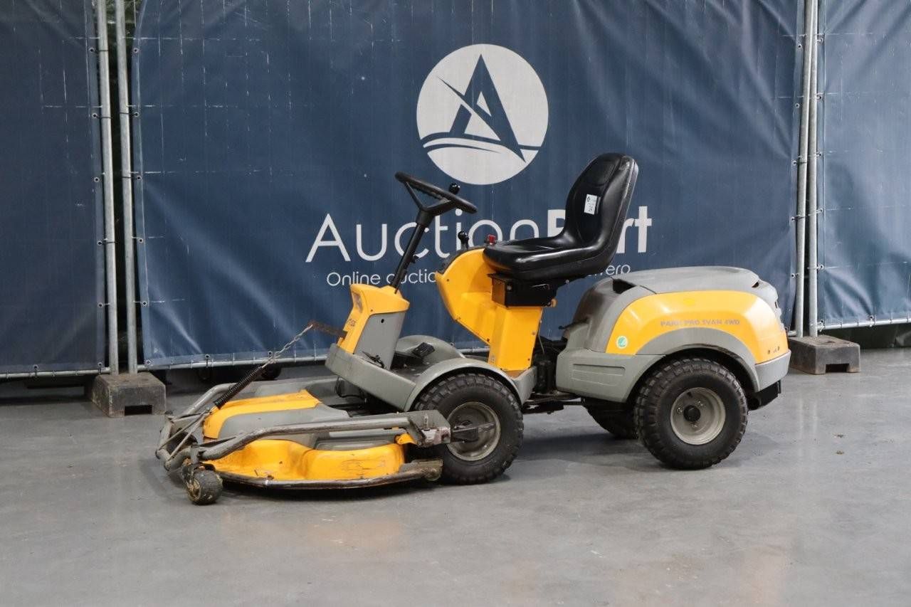 Riding mower Stiga Combi Pro 110 Petrol 2008 (Margin)