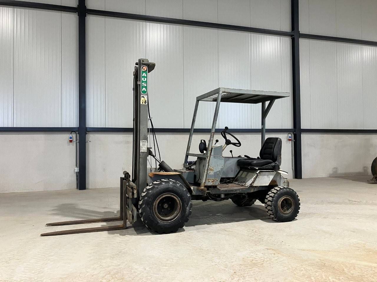 Rough terrain forklift Ausa CE-11 Diesel