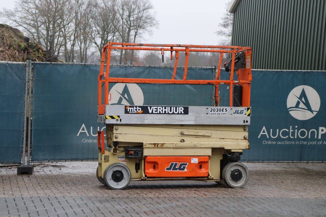 JLG 2030ES Electric Scissor Lift 8.1m 2006