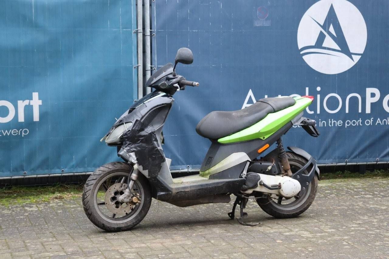 Scooter Piaggio C45 Petrol (Margin)