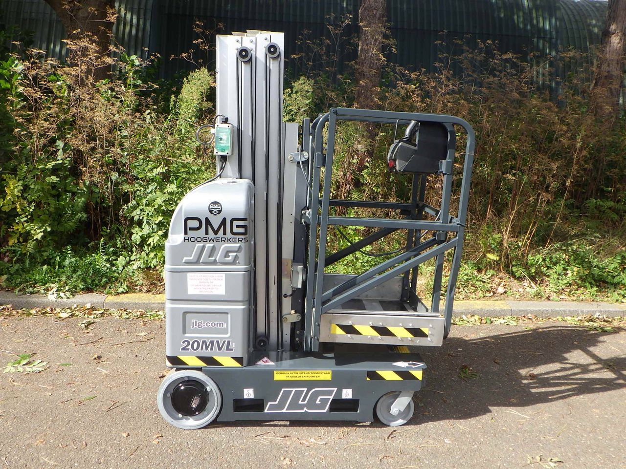 Mast lift JLG 20MVL Electric 7.98m 2014