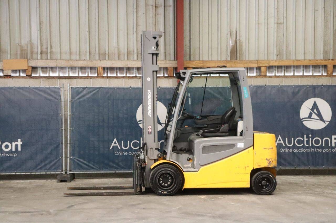 Heftruck Jungheinrich EFG S30 Elektrisch 3000kg 6.5m 2016